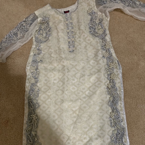 Pakistani sha posh designer clothes - Picture 1 of 6